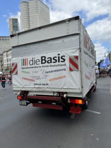 Weiterer dieBasis-Truck